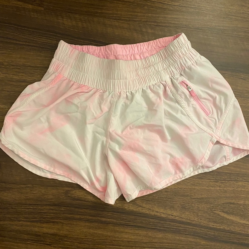 Lululemon Track That Mid-Rise Lined Short 3"